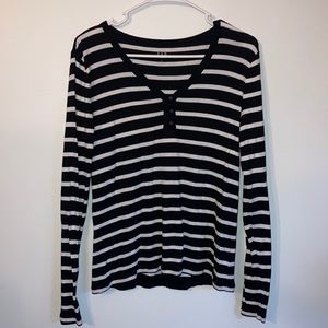 Women’s Long Sleeve Shirt
